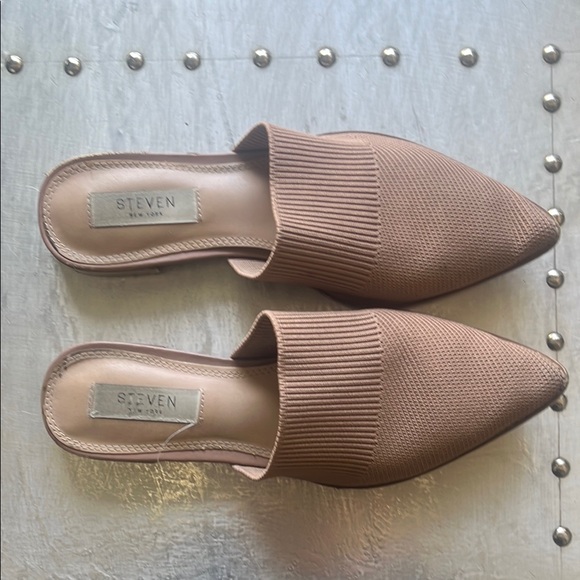 Women's Tan Mules - Picture 1 of 2